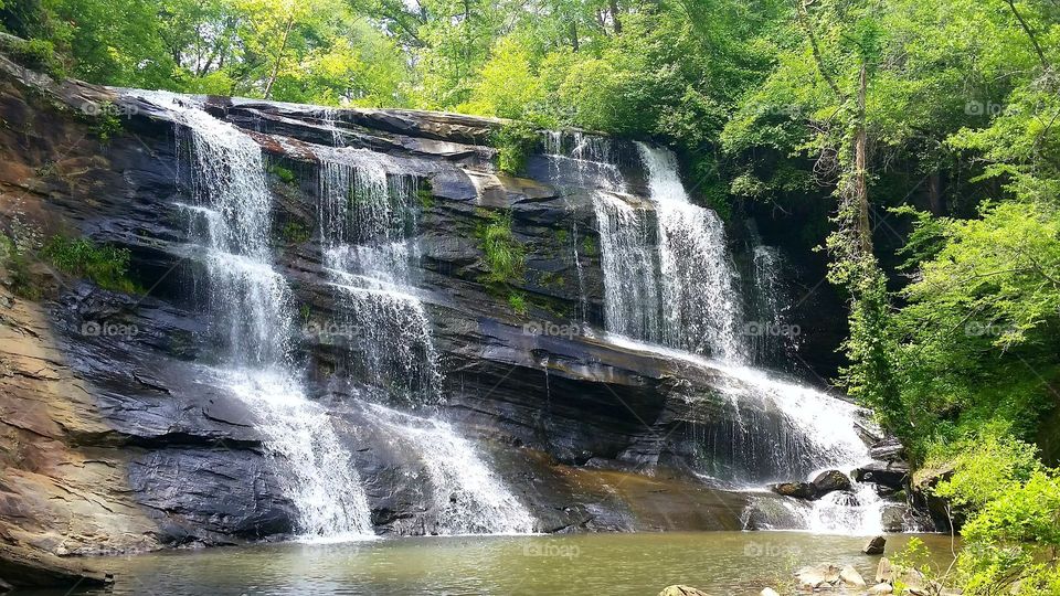 Long Nose creek waterfall on lake Hartwell in South Carolina