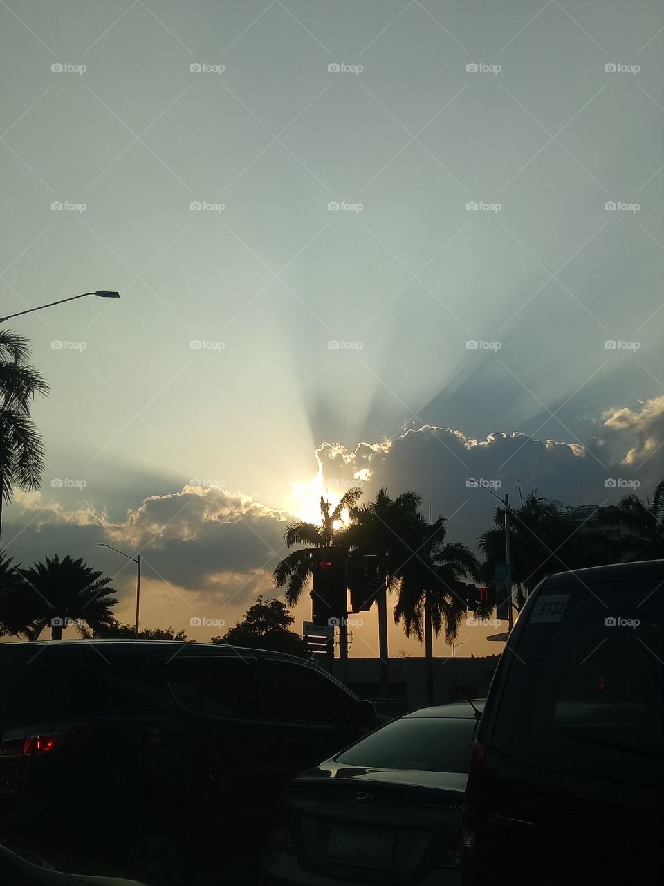 Here comes the setting sun