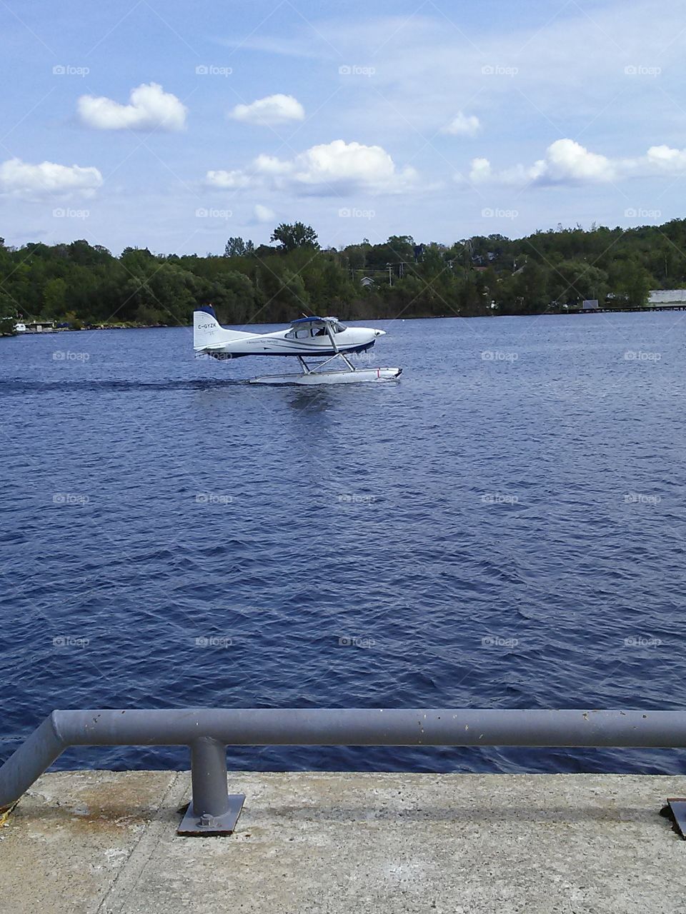 Parry Sound float plane