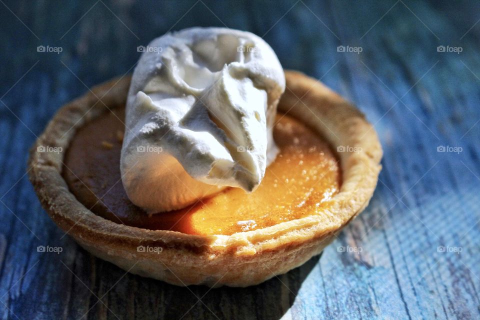 Pumpkin pie with whipped cream 🥧