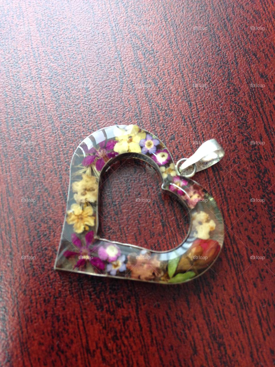 Heart with eternal flowers, to remind that love could be forever❤️