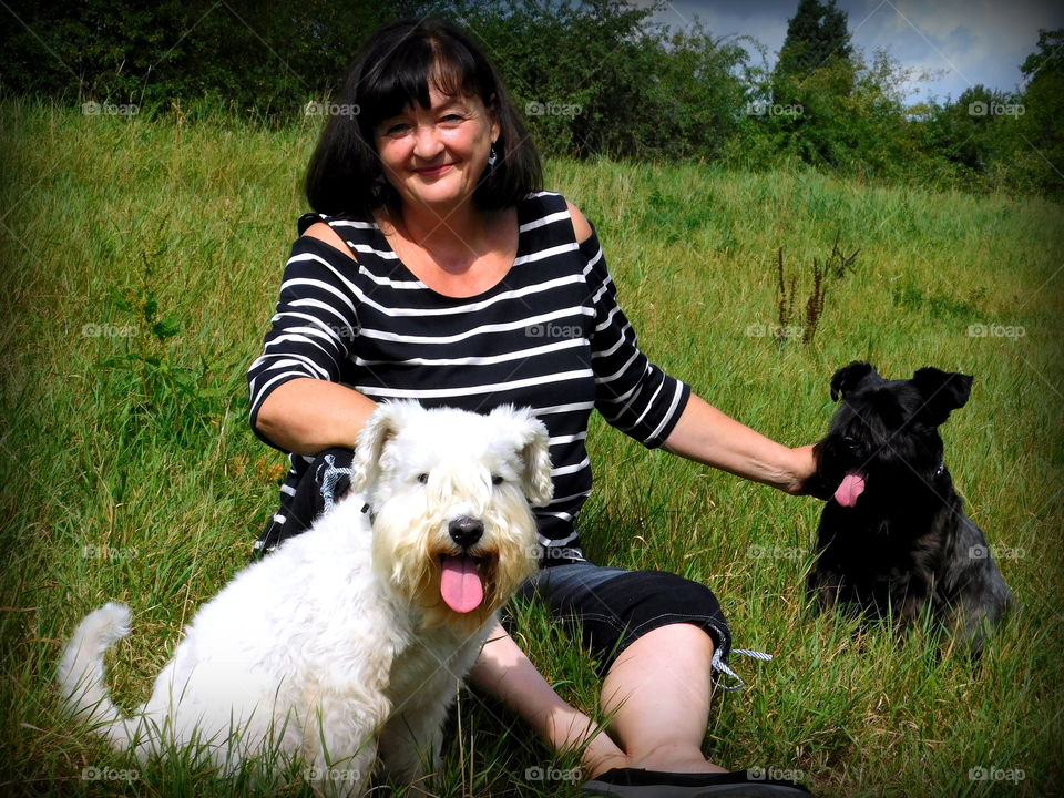 That's me and my minischnauzers Pepe and Fiete 💕🐾🐾