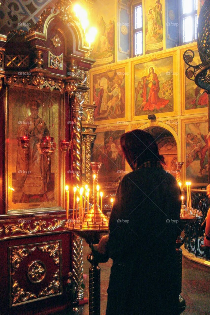 Worship at Ukranian Orthodox Church - Kiev