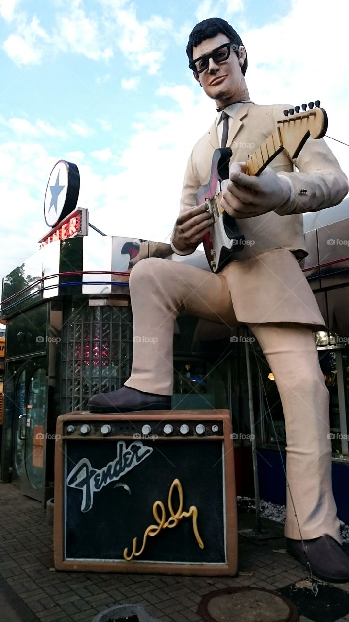 Big Buddy Holly figure