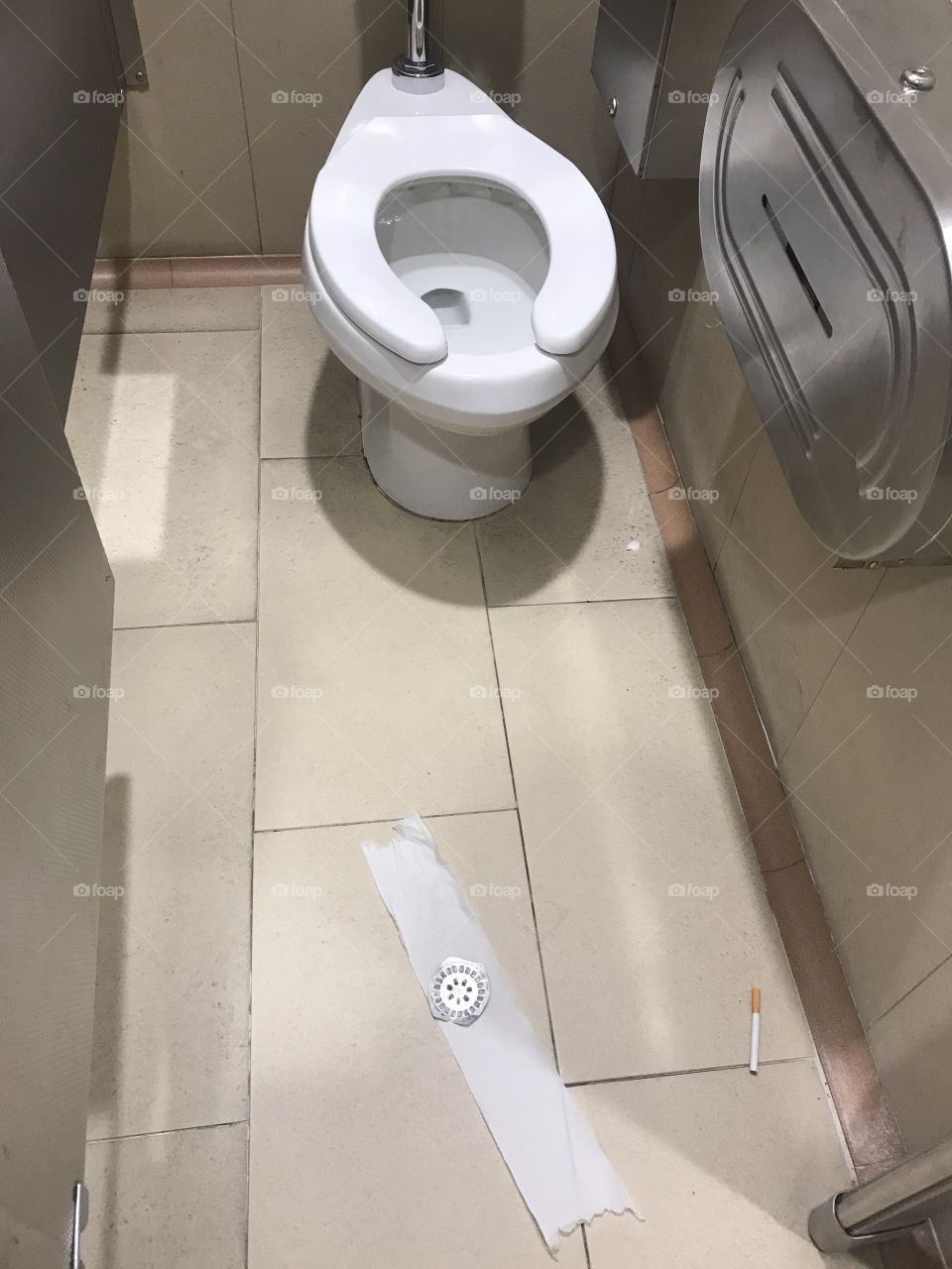 A weird bathroom stall at Walmart