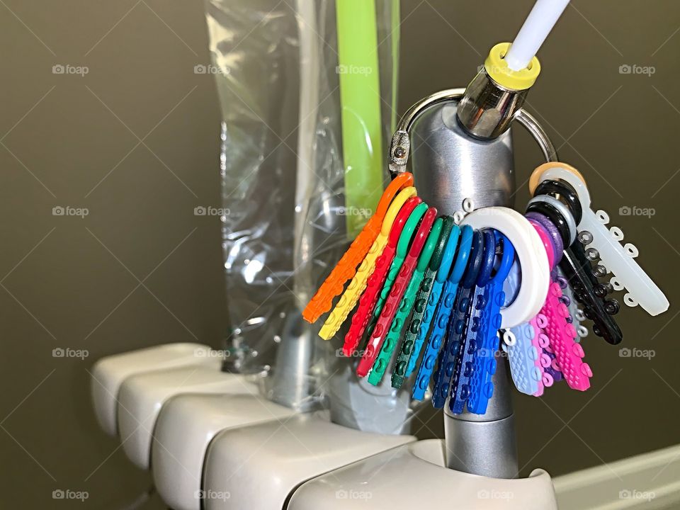 Orthodontic office color ties 