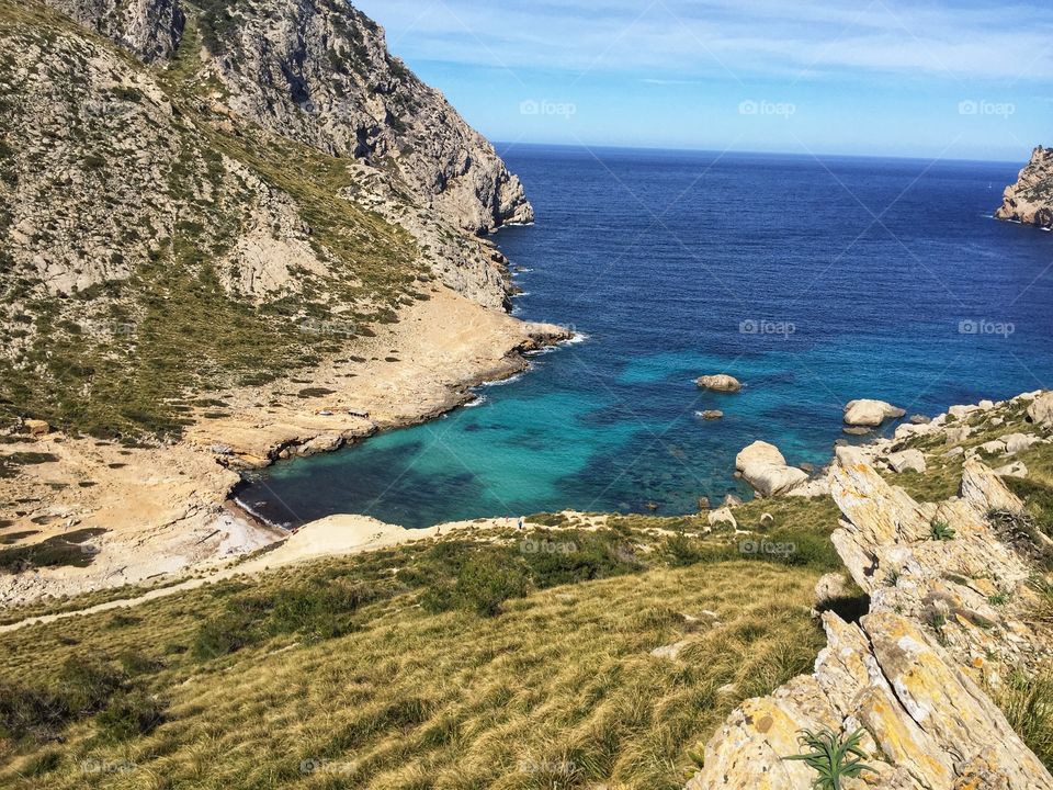 Mallorca cove cliff