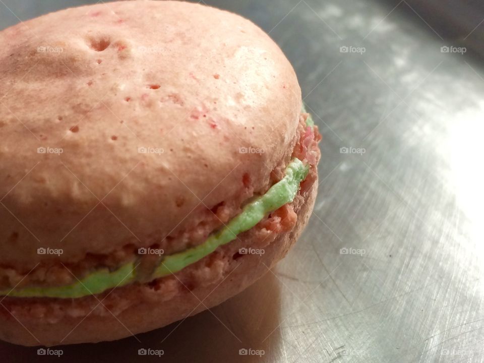 Watermelon macaroon