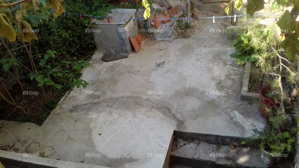 yard concrete