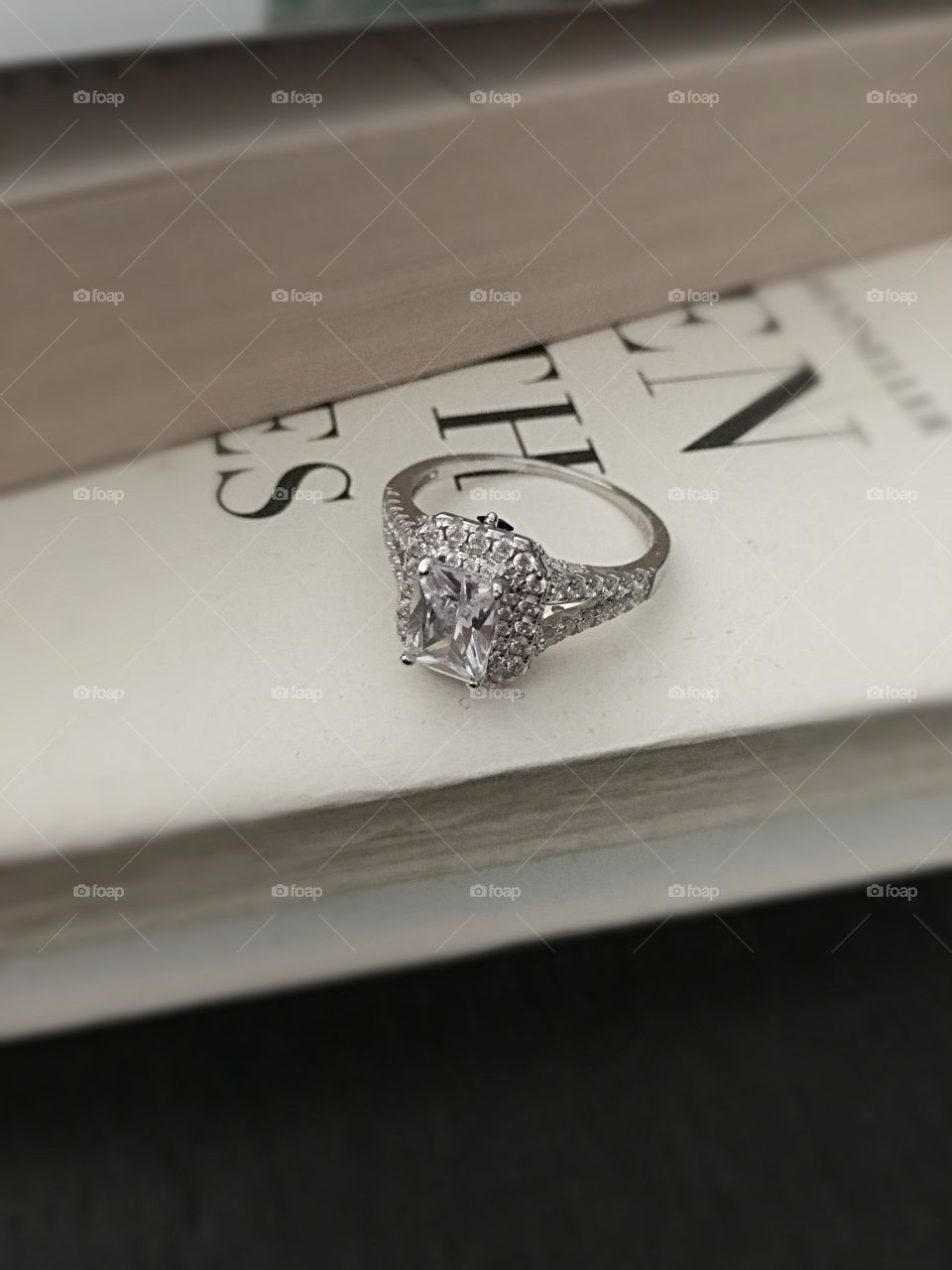 Crystal 925 ring