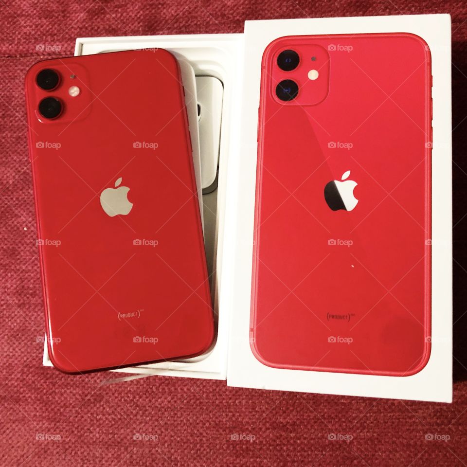 IPhone 11 RED