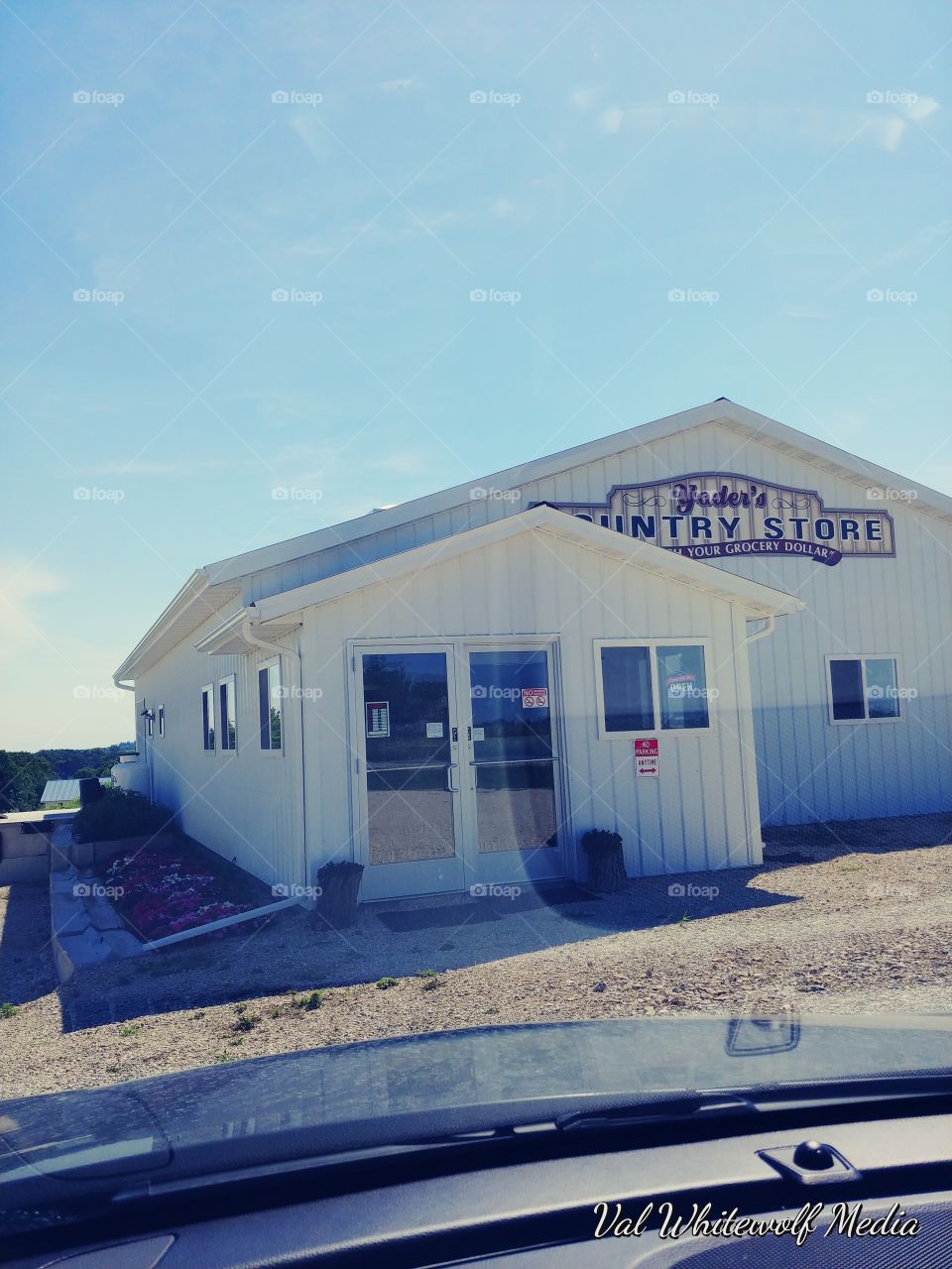 Amish Bent and Dent Shop