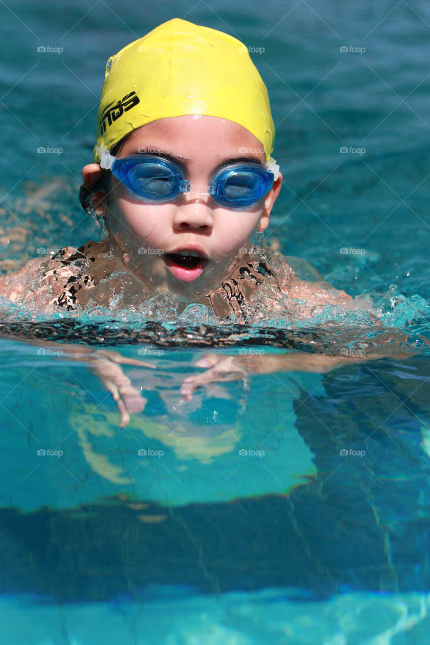 Yellow frog. junior swimming chalenge