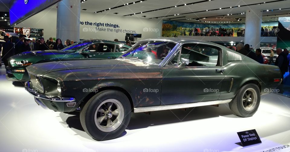 bulliet mustang at Auto show