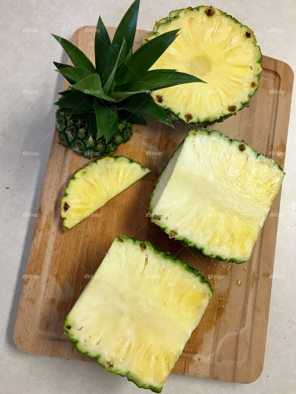 Summer pineapple 
