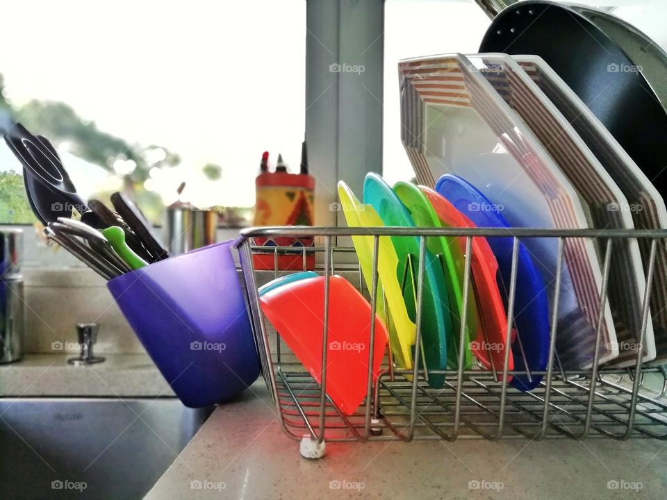 Colorful plates by Color Love