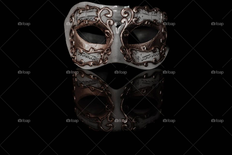 mask with reflection