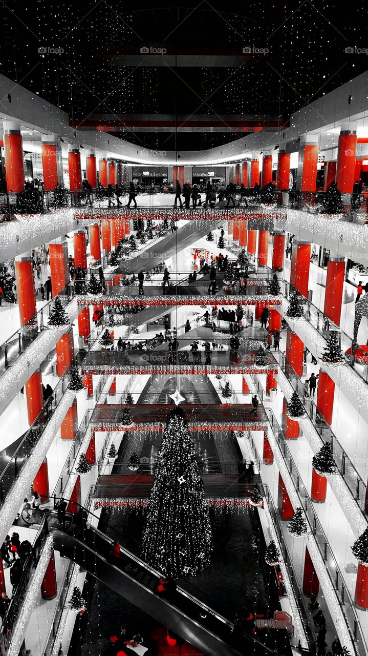 Merry Red Xmas at mall