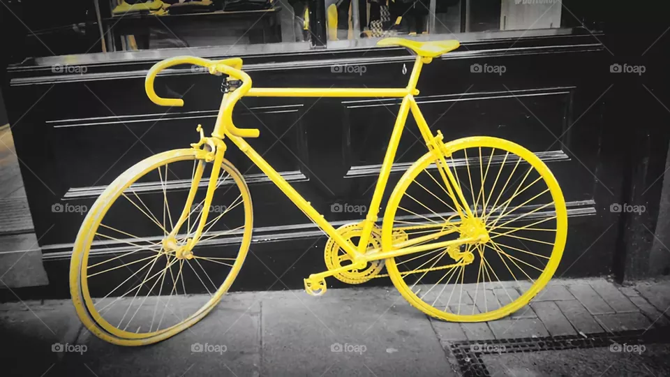 black&yellow