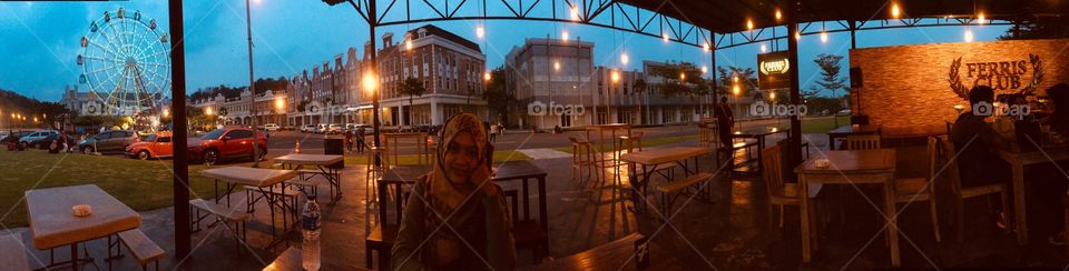 Light: Natural vs artificial 