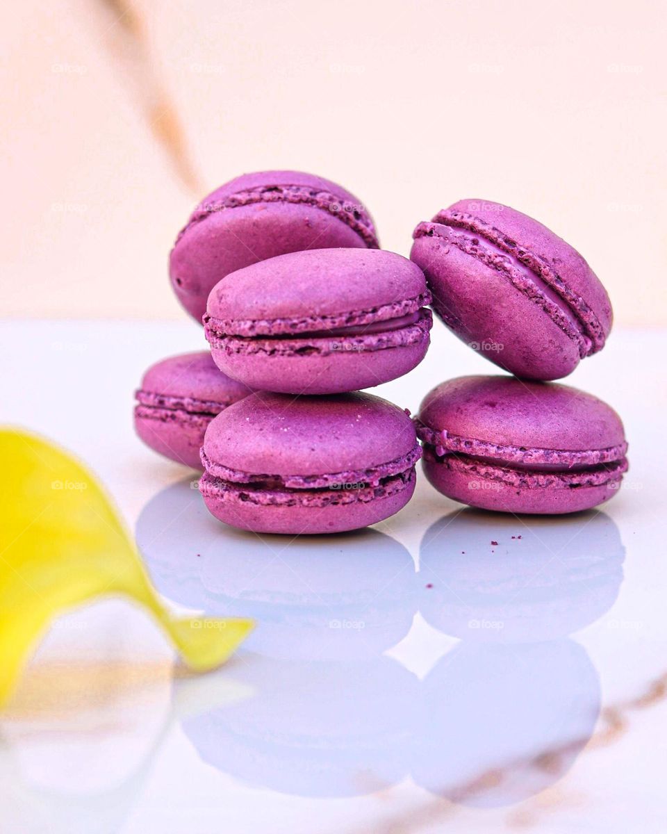 french colored macaron