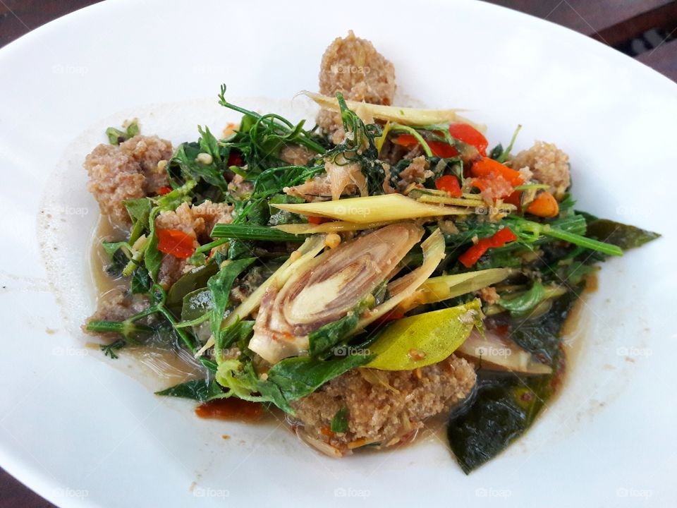 Snake-head fish's egg seasoned with curry paste