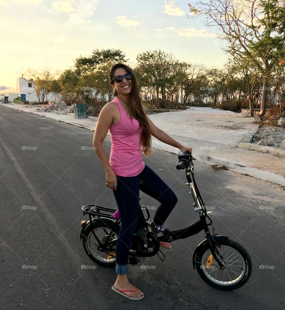 alegre con mi bicicleta