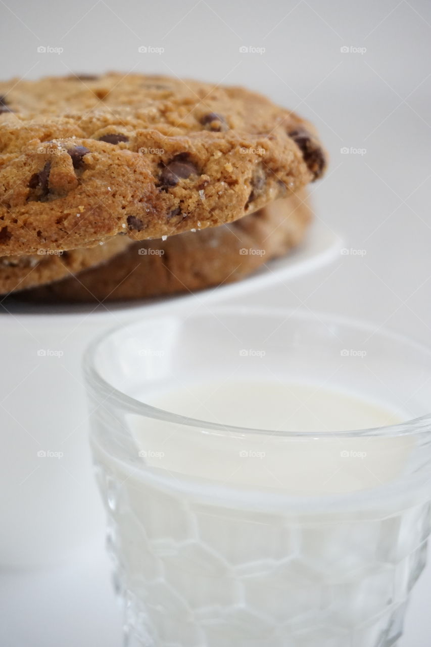 Milk and cookies 