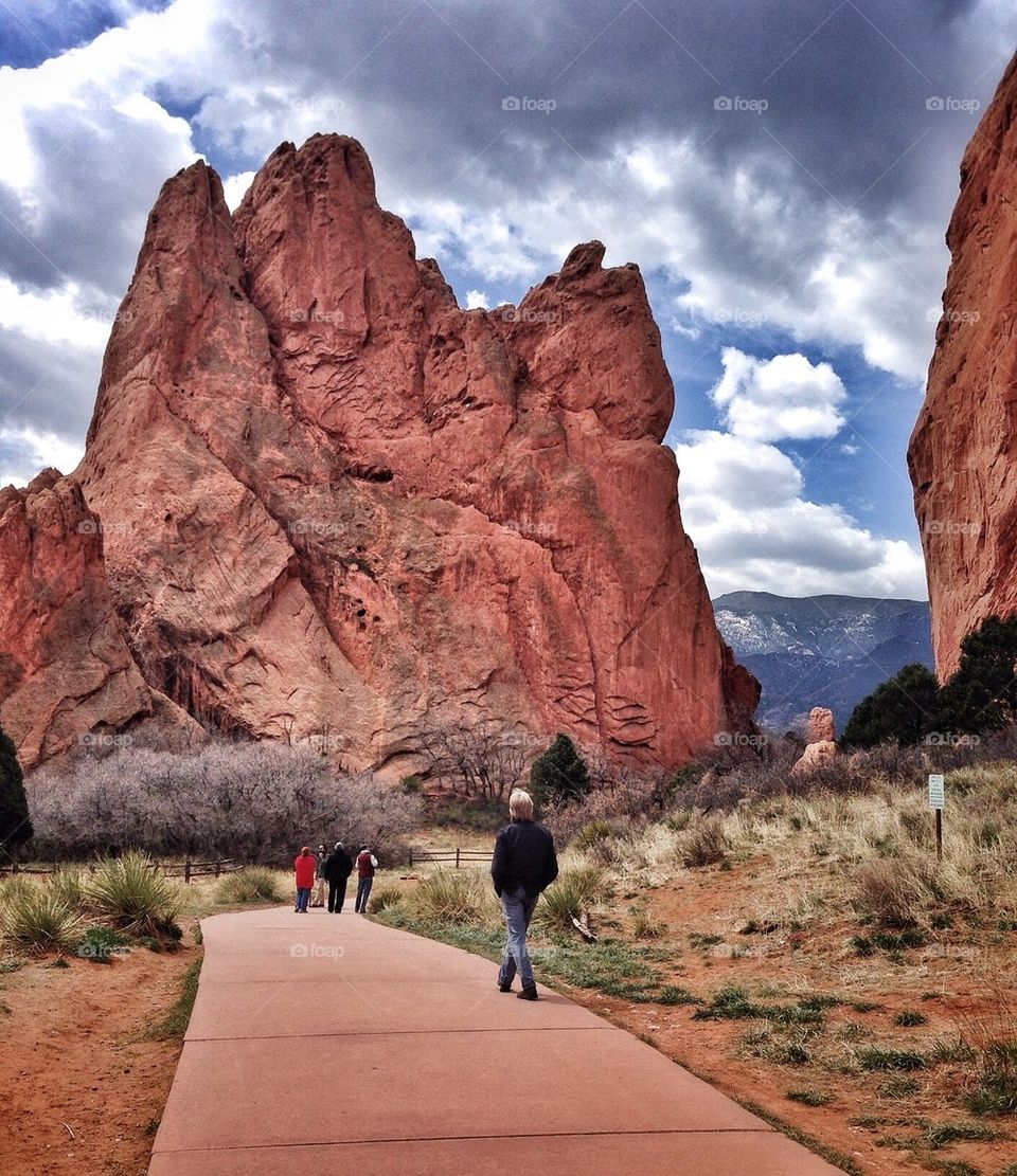Stroll through the Rocks