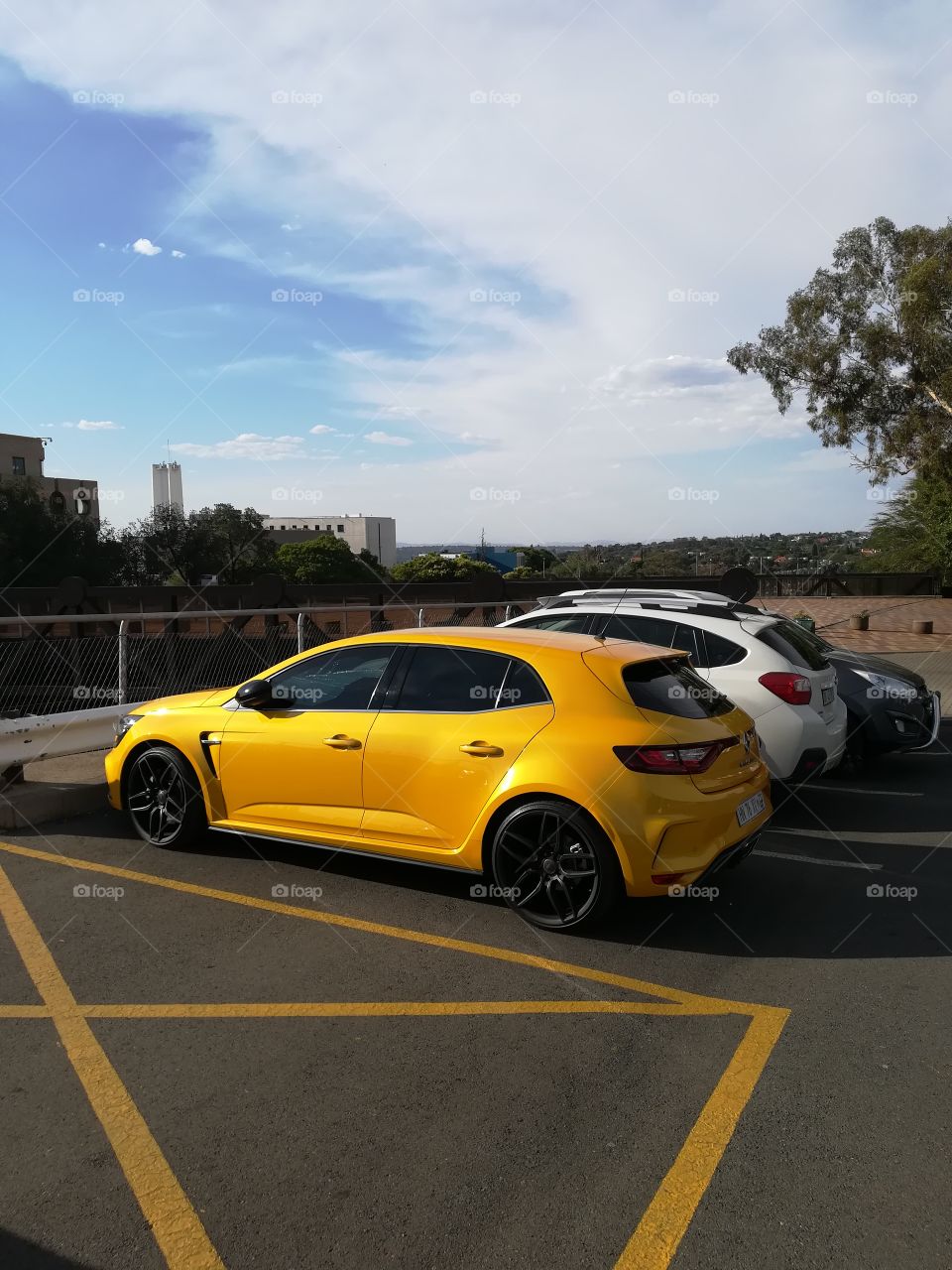 Yellow Renault