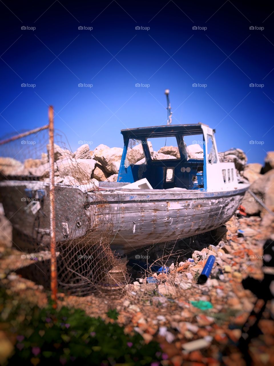 Abandoned, boat, fixing, old,