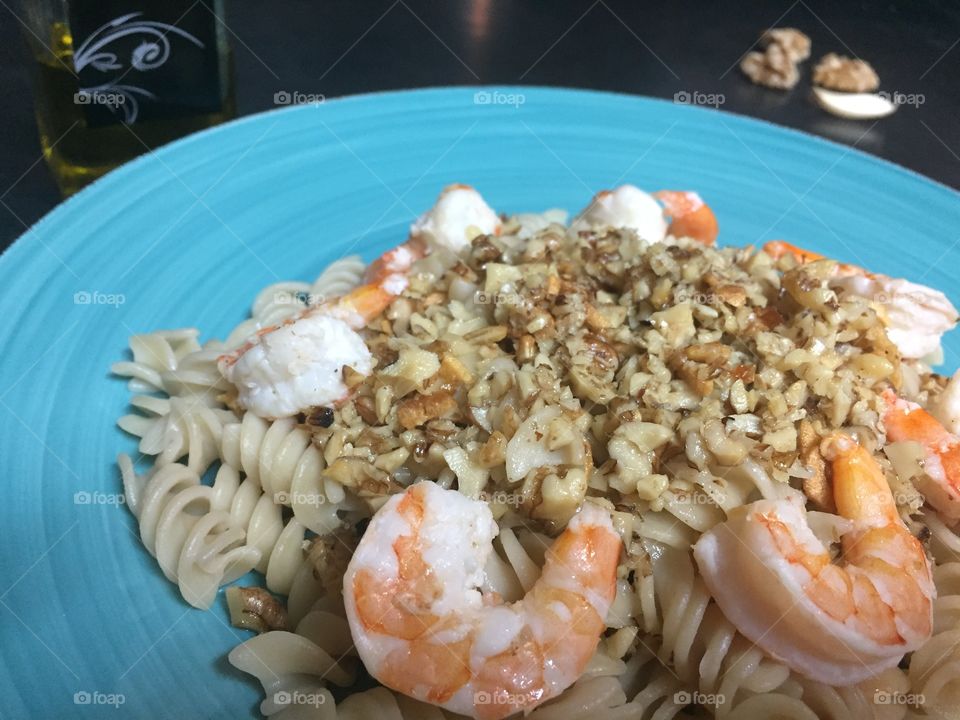 Rotini with shrimp and walnuts  