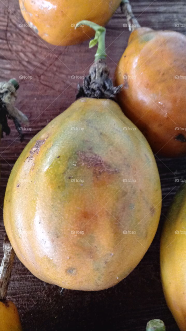 FRUIT FRUITS NATURAL