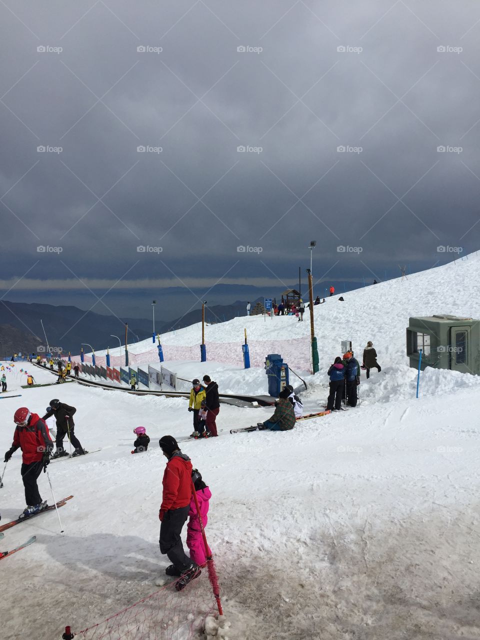 Skiing Andes 