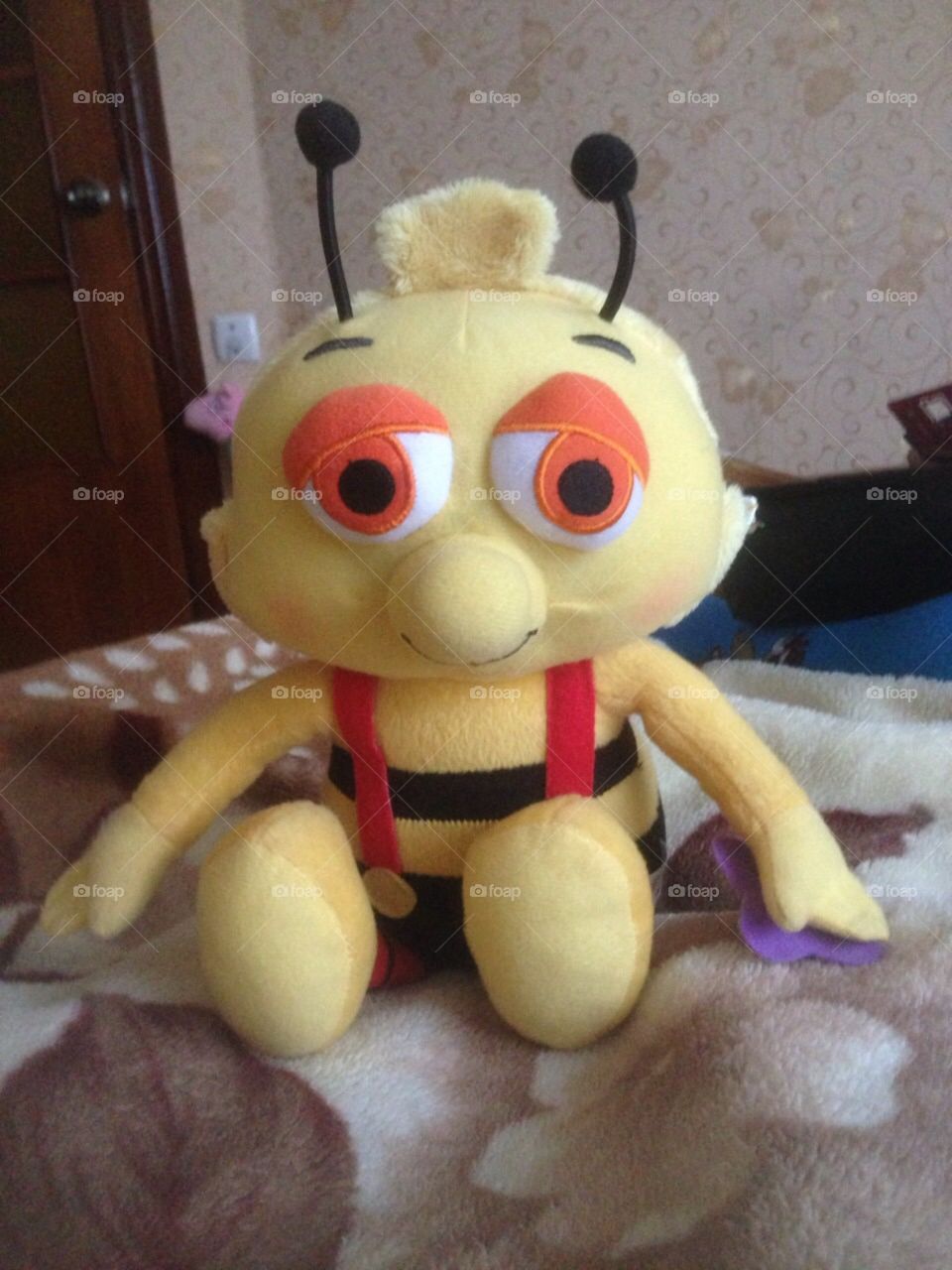 Пчела игрушка