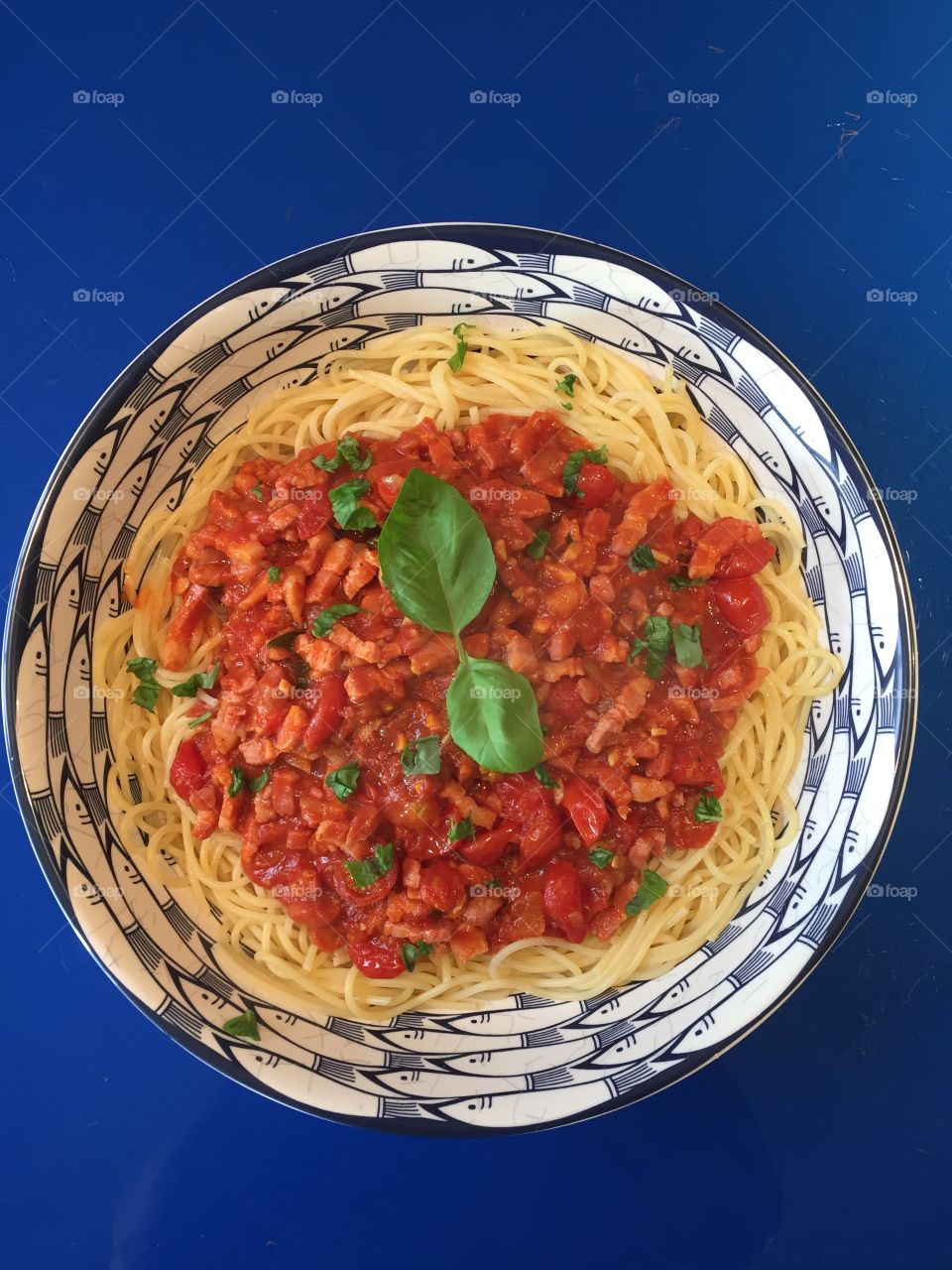 Fresh Pasta with Fresh Tomato Sauce