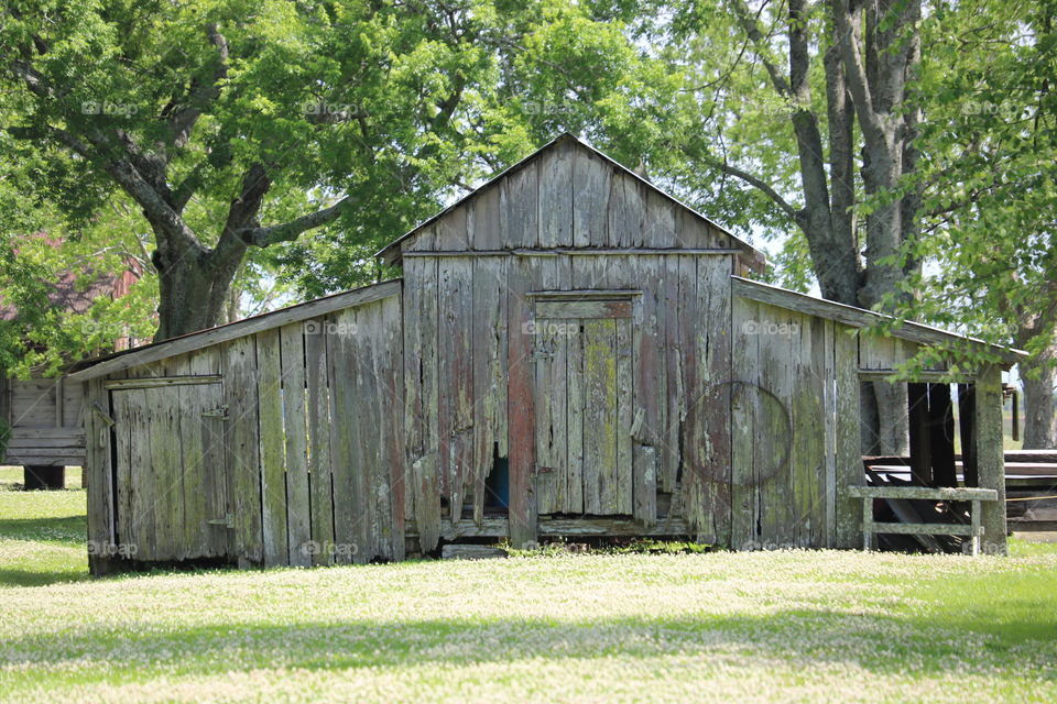 Barn house.