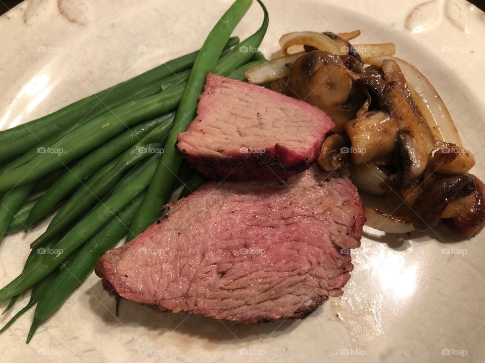 Steak dinner and vegetables 