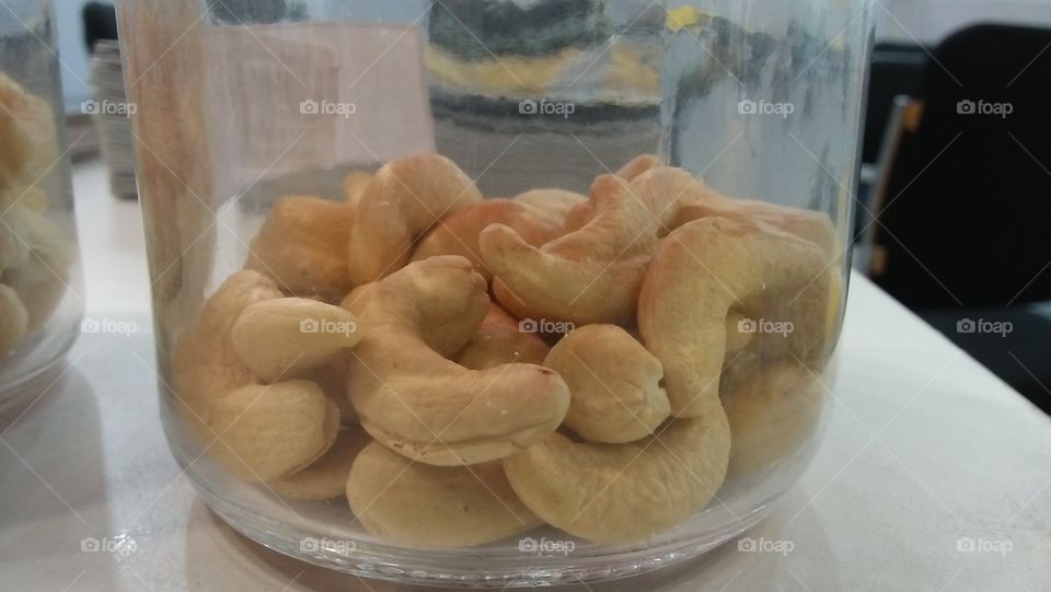 Cashew nuts