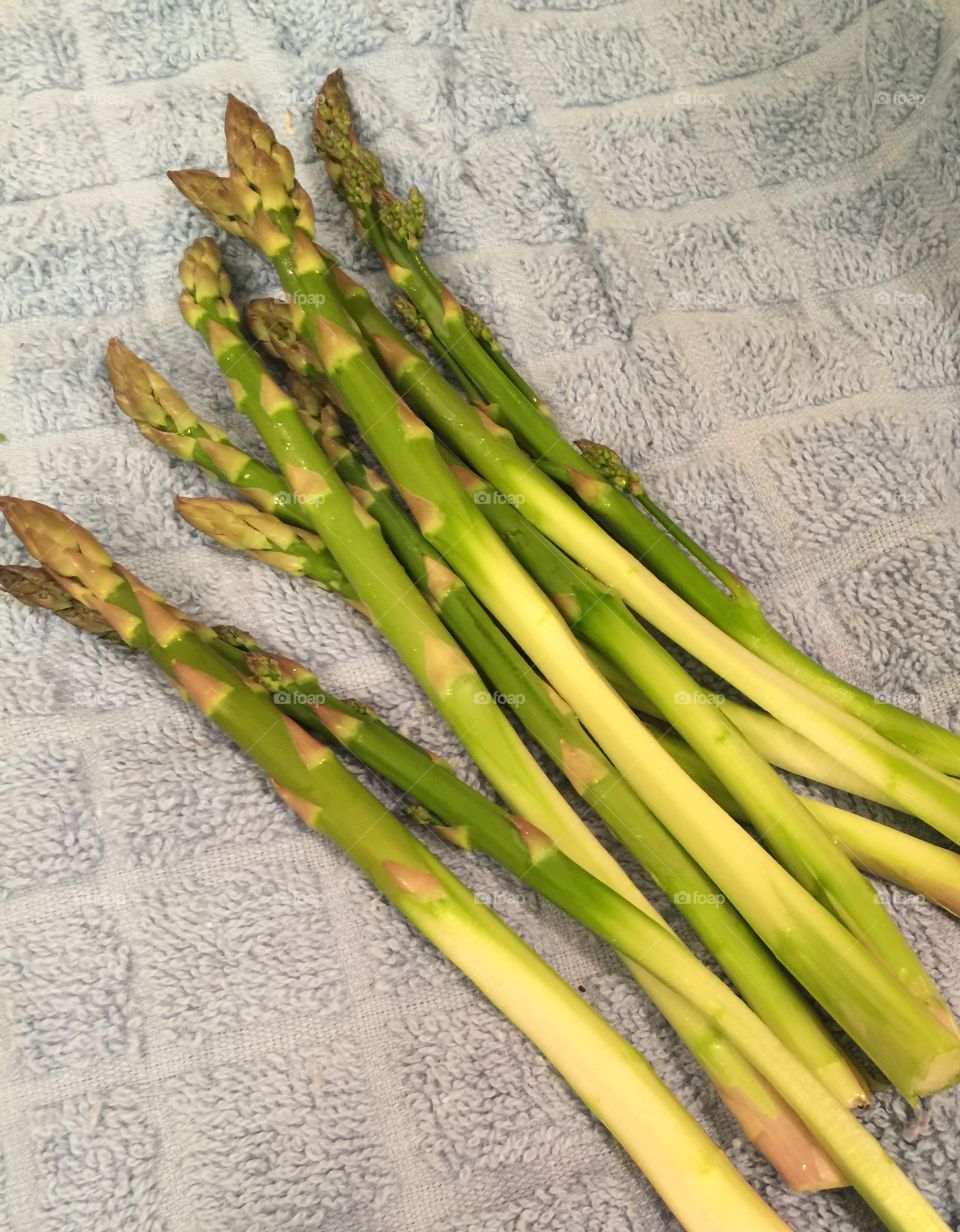 Fresh harvested green asparagus