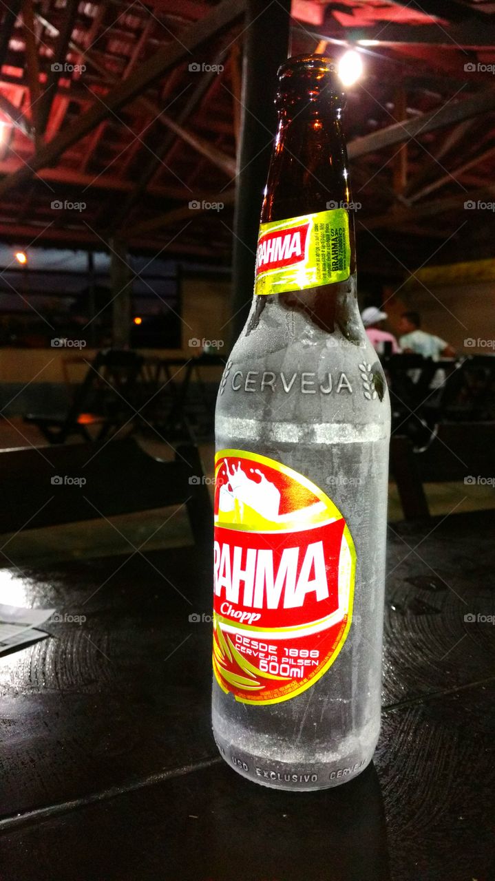 Cerveja Brahma Chopp geladissima.