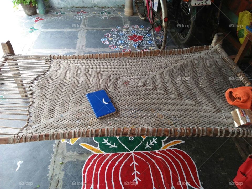 the old cot on my new TABLETS phone