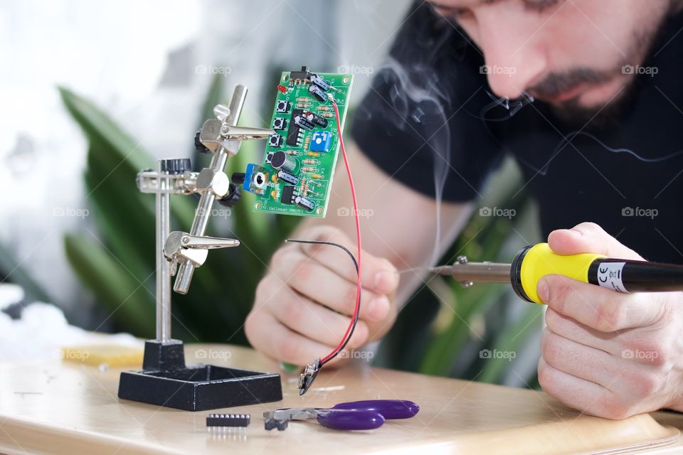 The soldering of electronics 