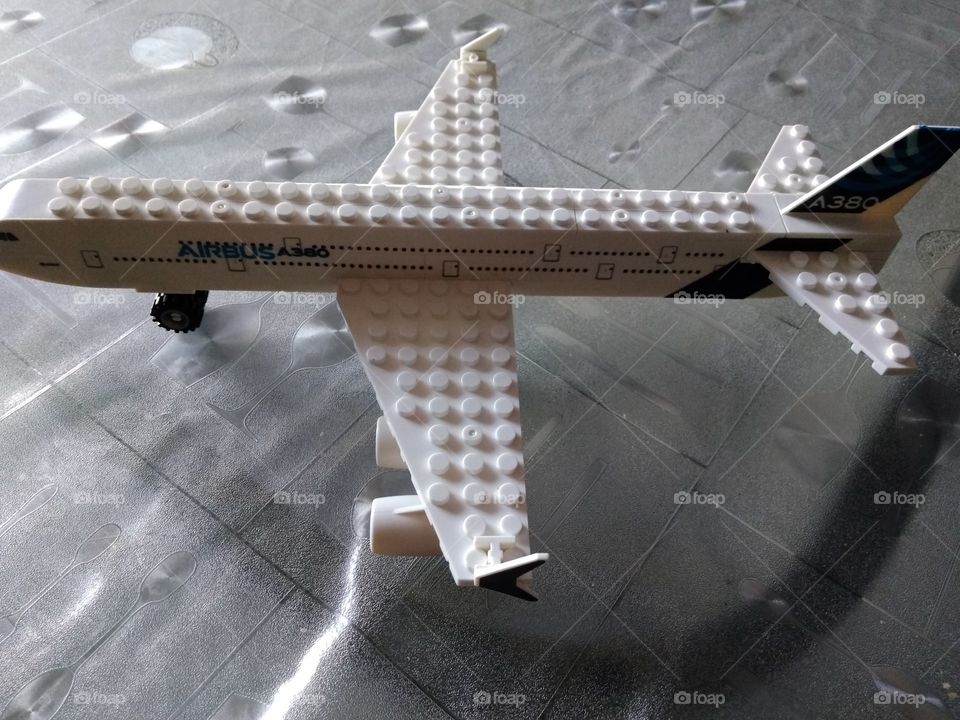 avion lego