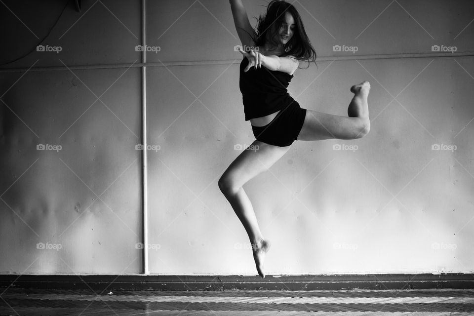 Girl dancing in the studio