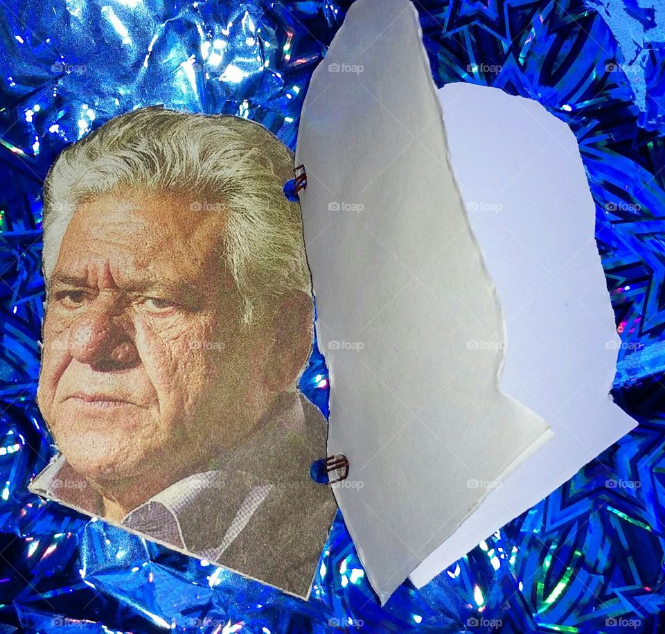 the face book of INDIAN serious Actor OHM PURI. 
   it's the first book entire the worldwide on him and no one like it in the world till now.