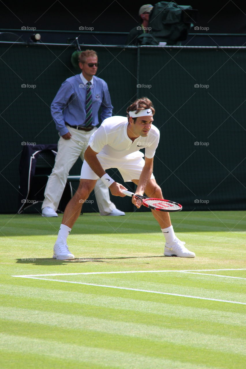Roger Federer Preparing Himself