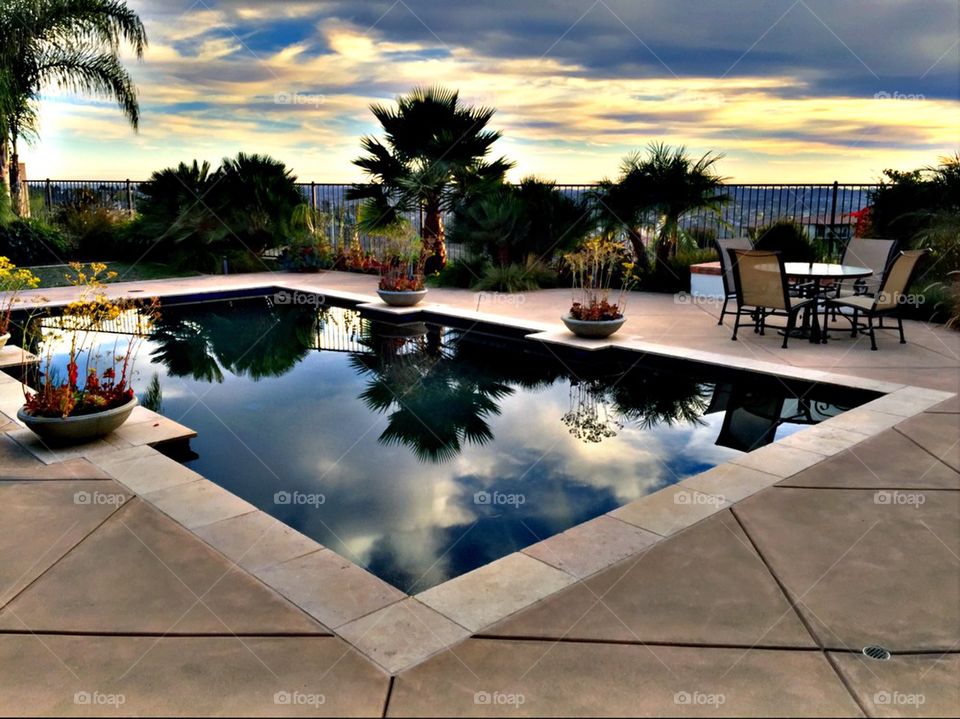 Tropical Theme Backyard Pool