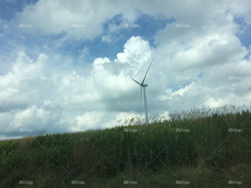 Wind turbine 