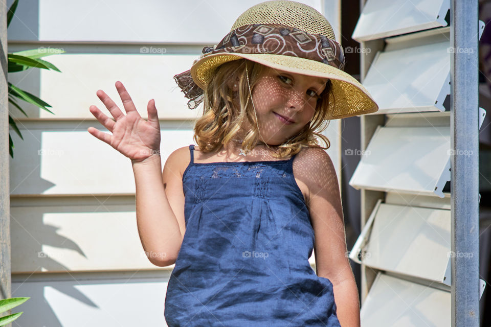 Light and Shadows through the straw hat